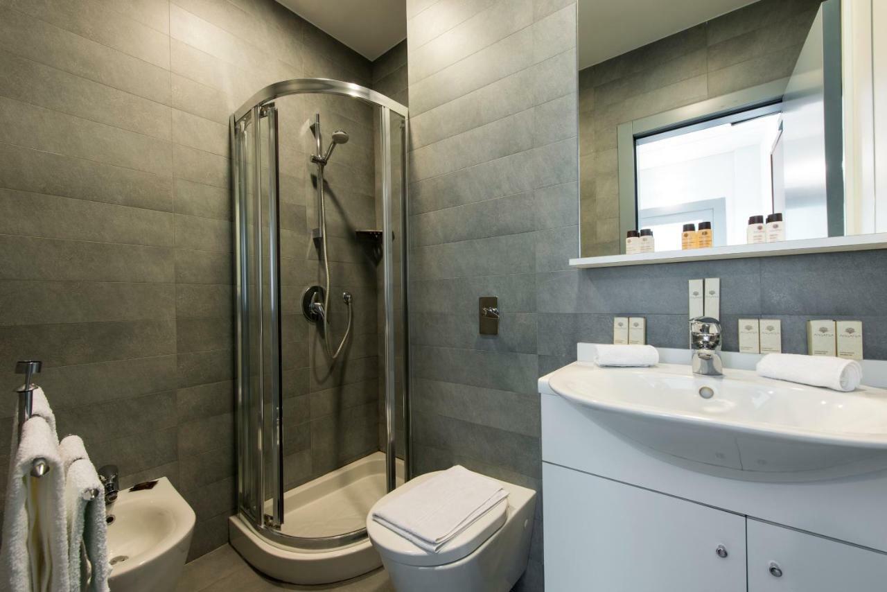 Bnbutler - Duomo Apartment - Galleria Unione Milánó Kültér fotó